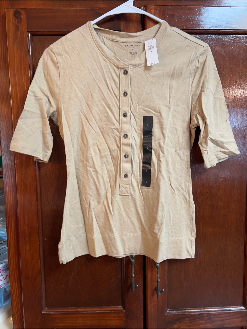 Women’s size, small banana, republic factory, Heritage, elbow sleeve Henley